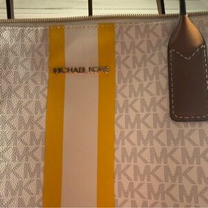 Michael Kors Cream Tote with Yellow Racing Stripes